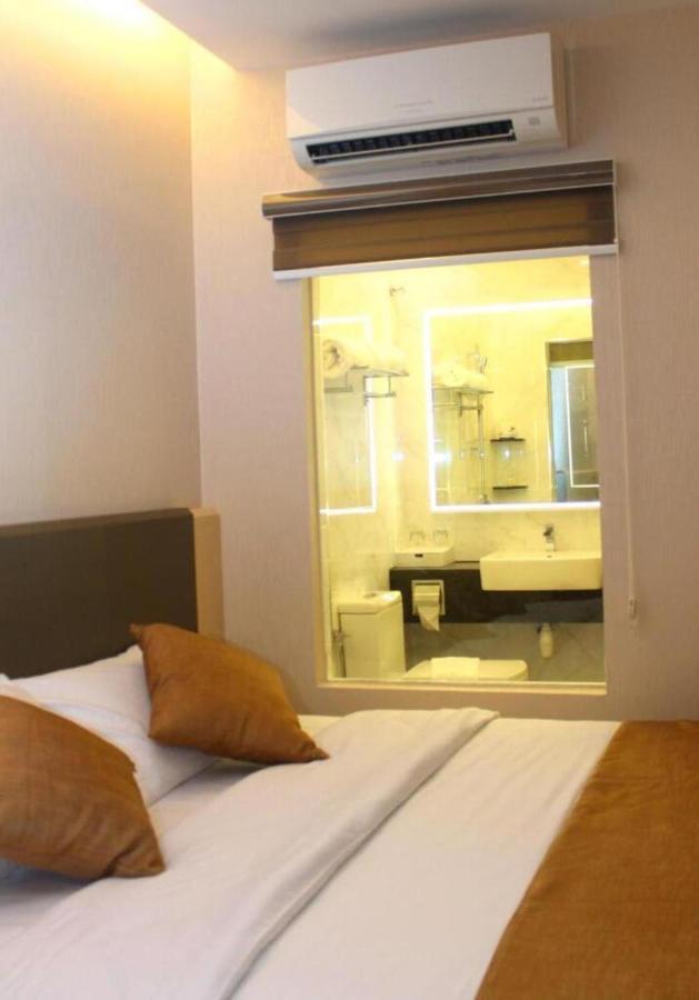 Geobay Hotel Johor Bahru Kültér fotó