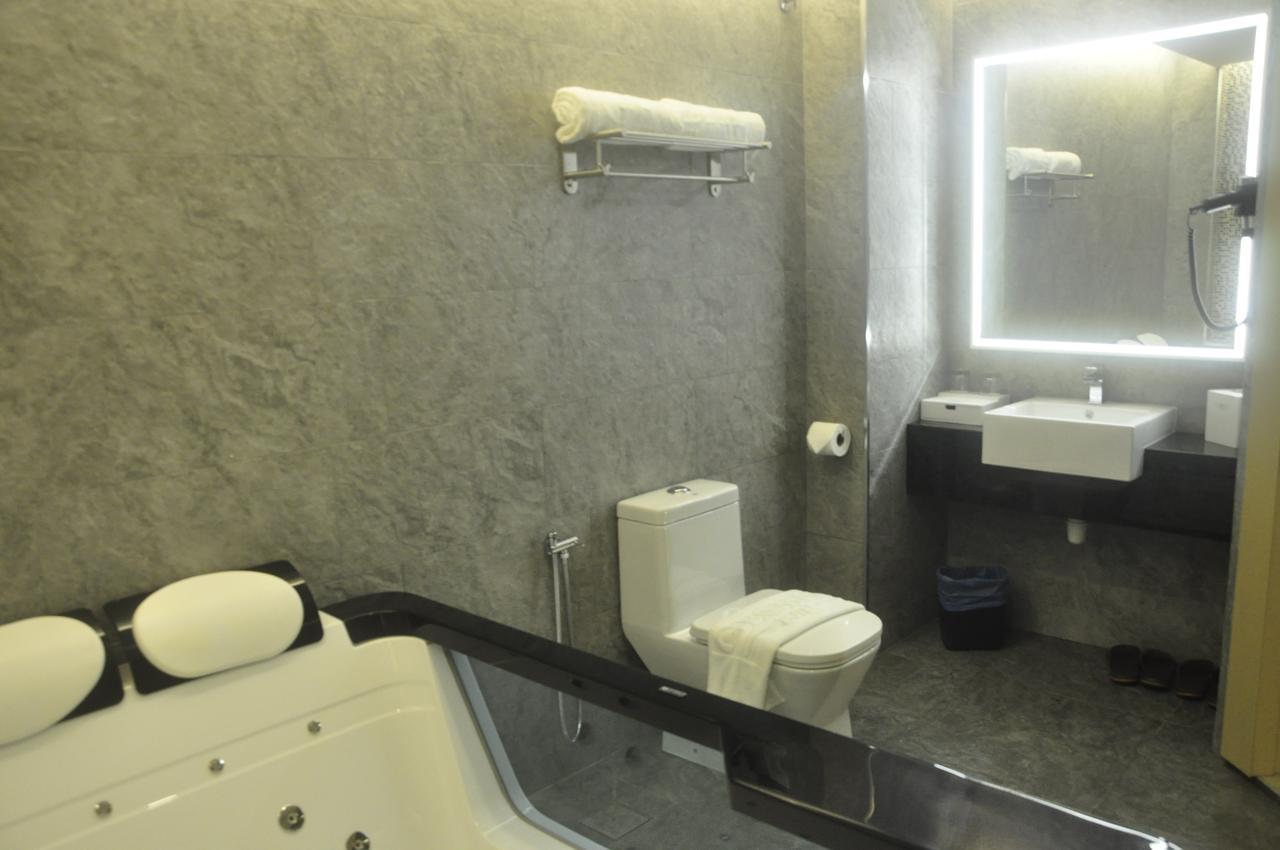 Geobay Hotel Johor Bahru Kültér fotó