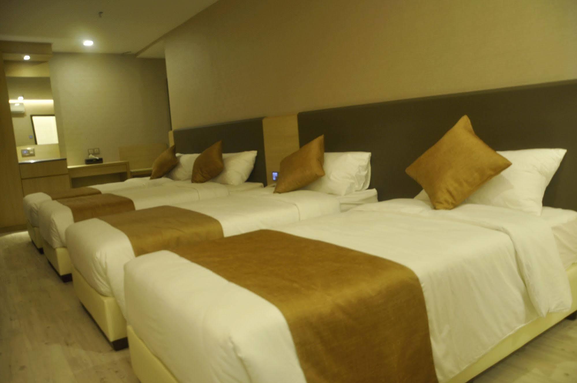 Geobay Hotel Johor Bahru Kültér fotó